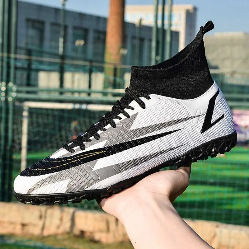 Adult High-Top Soccer Cleats for Training and Matches