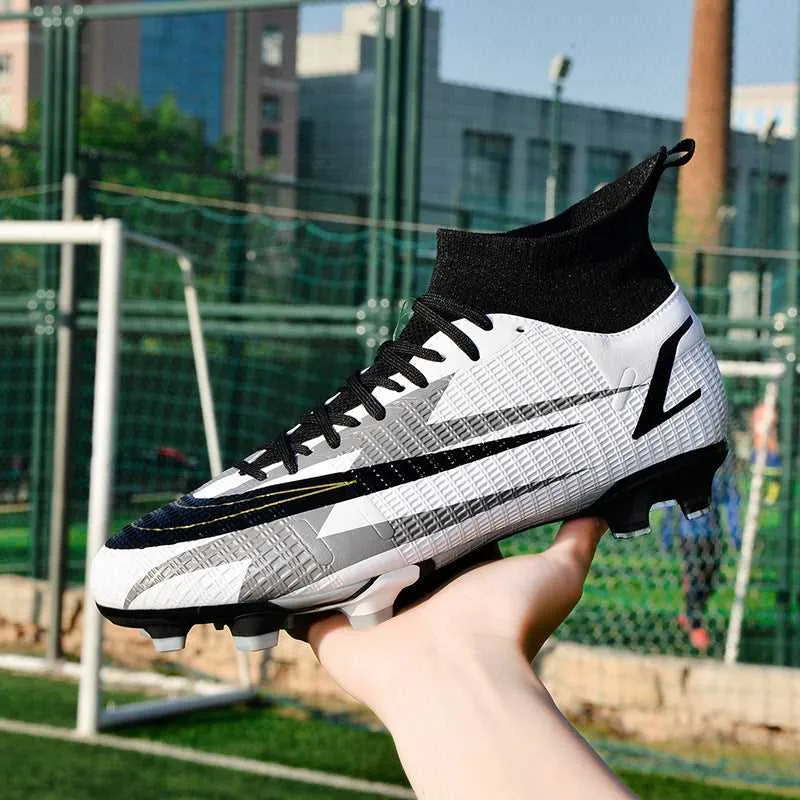 Adult High-Top Soccer Cleats for Training and Matches