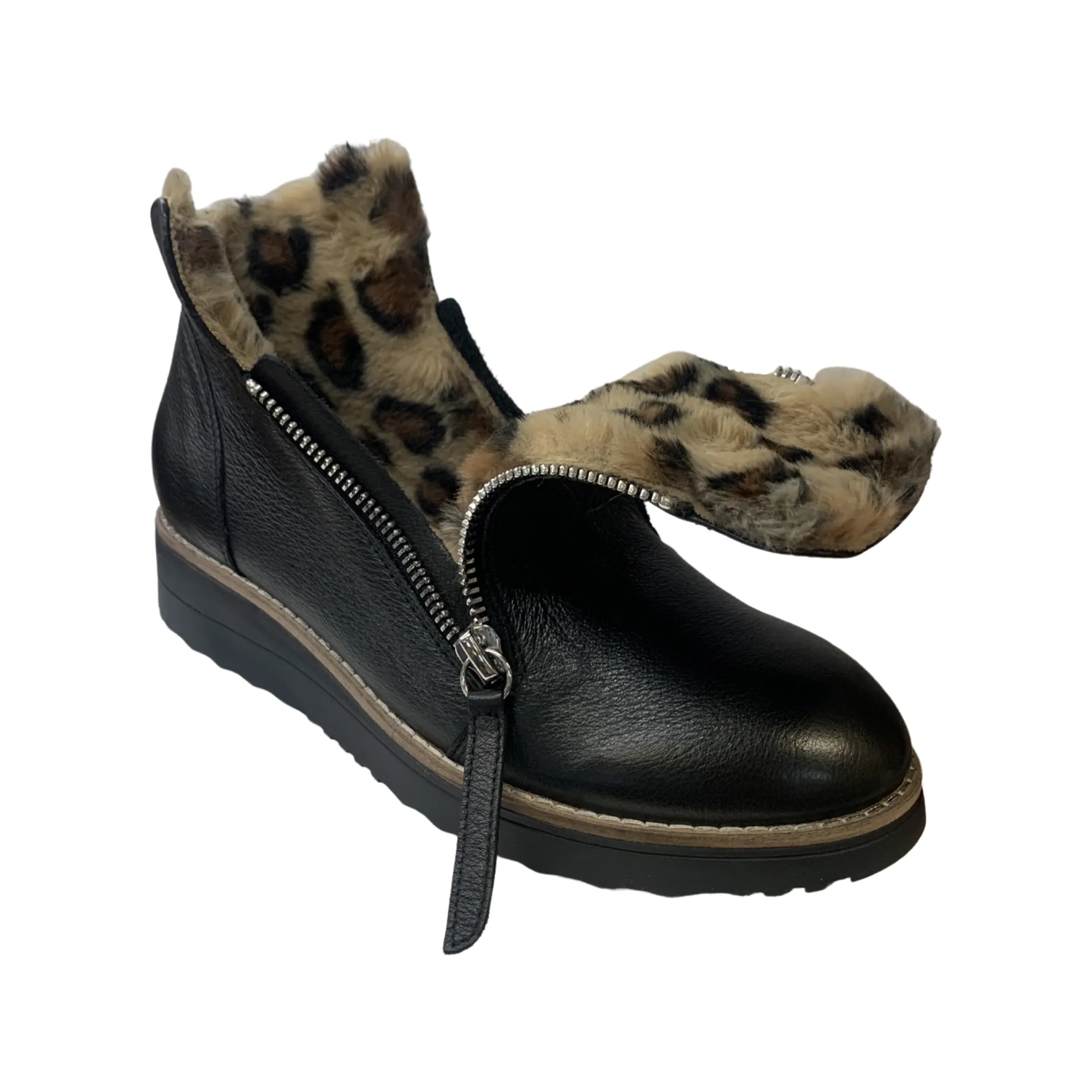 Opal Womens Stylish Footwear by Django & Juliette