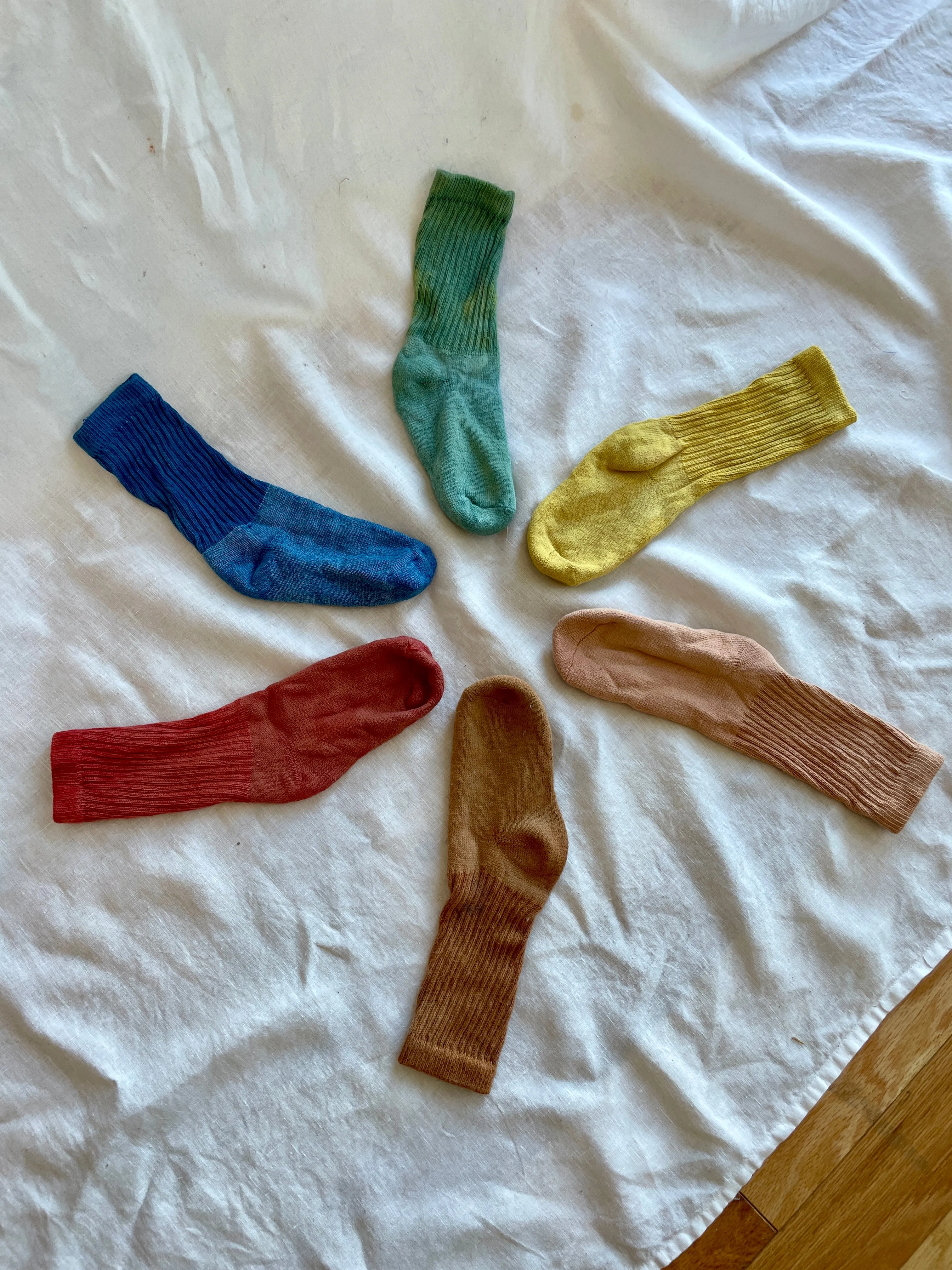 Green Organic Cotton Plant Dyed Socks