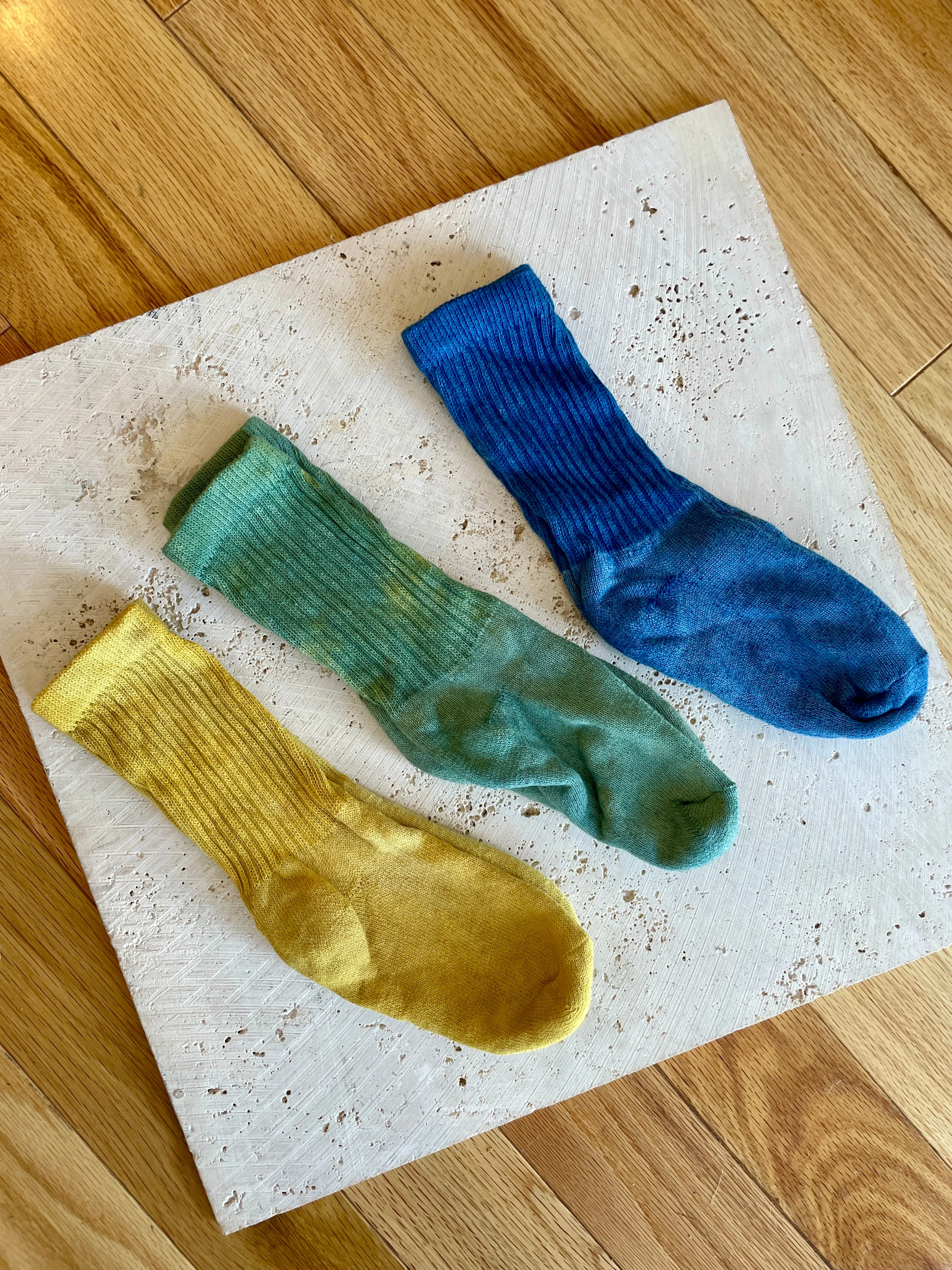 Green Organic Cotton Plant Dyed Socks