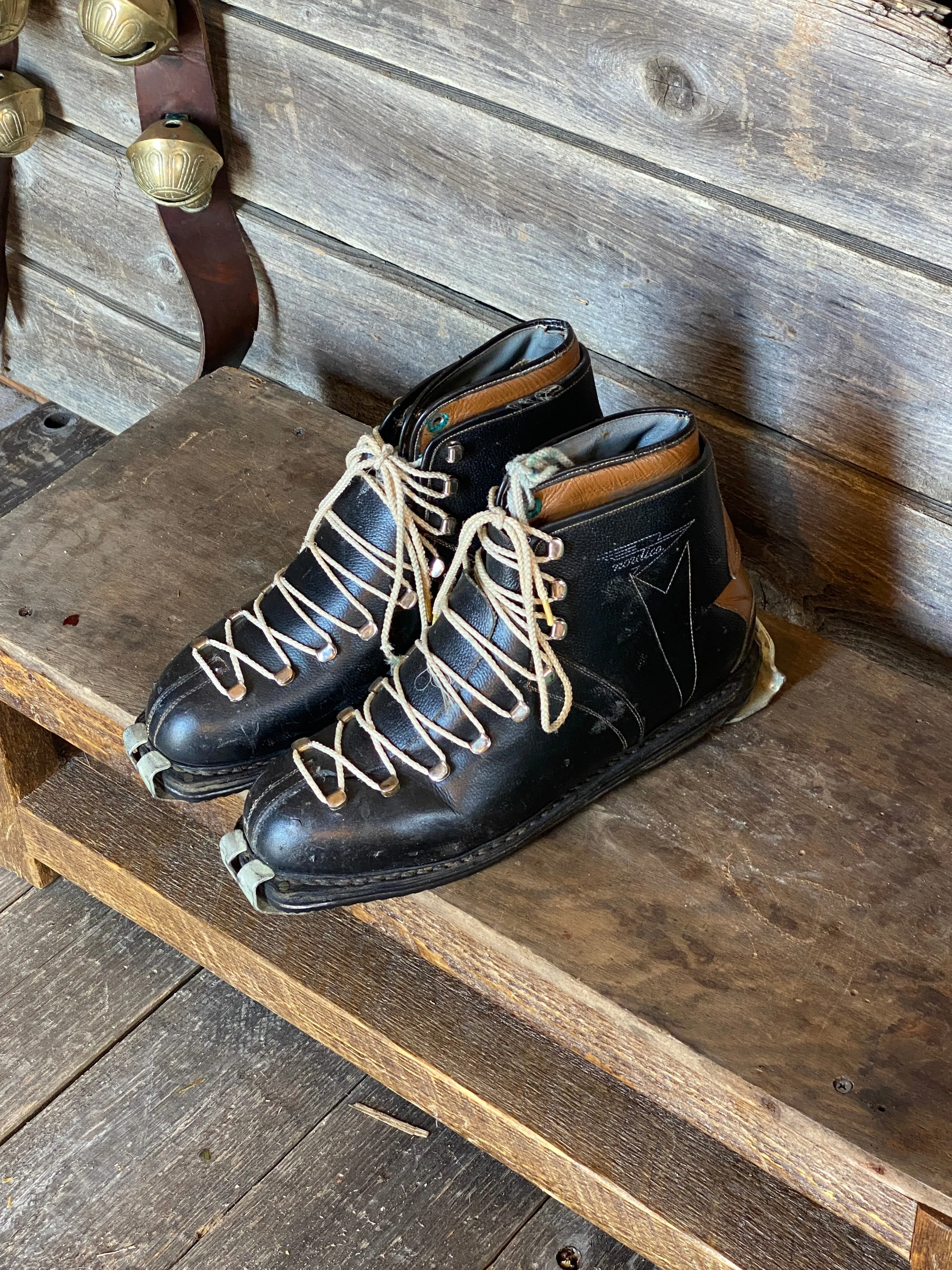 Vintage Nordica two-tone leather (black/tan) Ski Boots